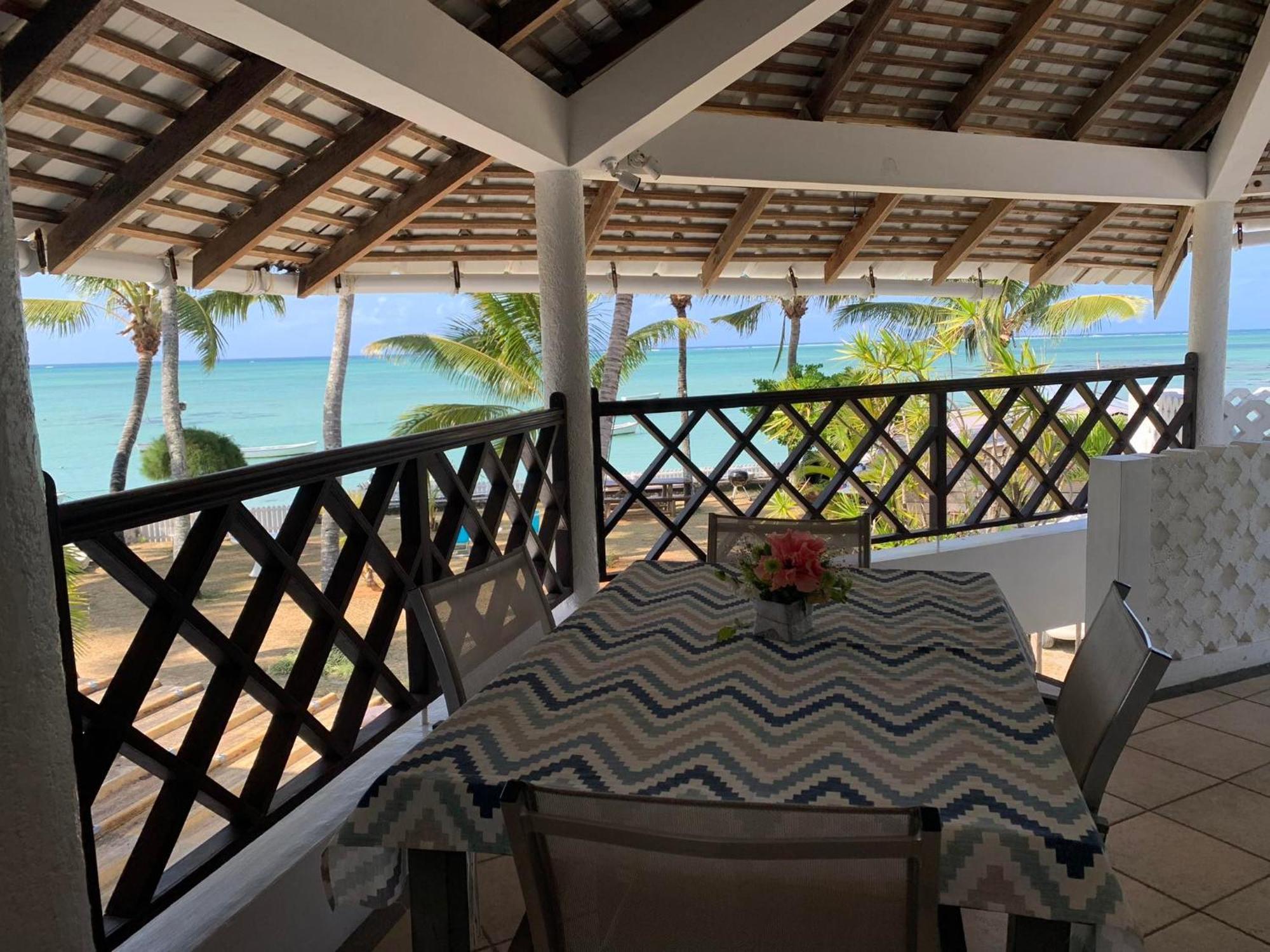 Islands View - Mazor Beach Villas Гран-Гоб Номер фото