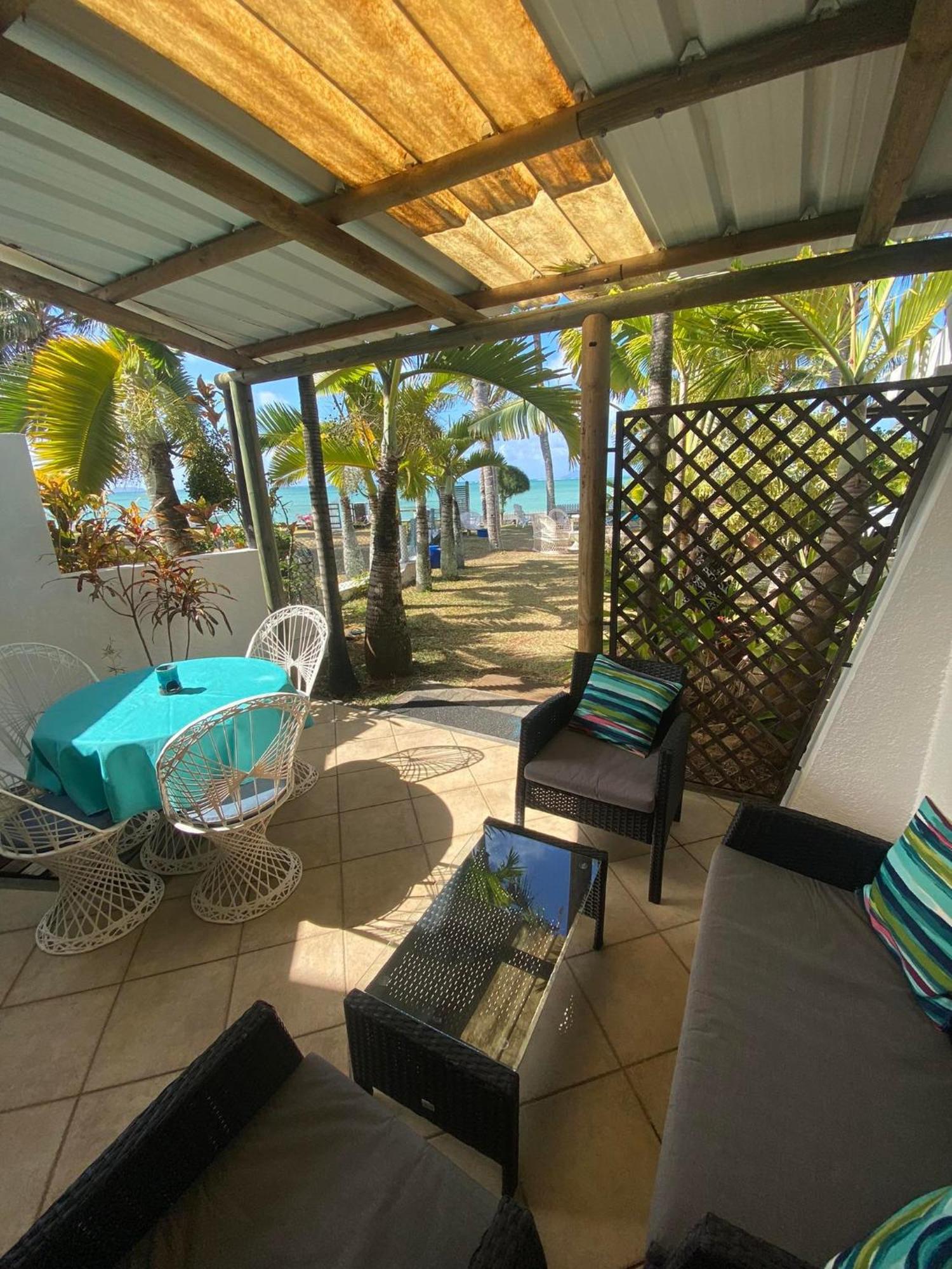 Islands View - Mazor Beach Villas Гран-Гоб Номер фото